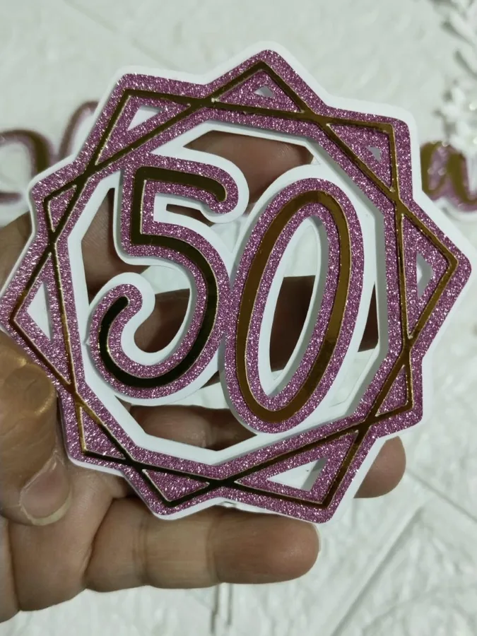 Cake topper