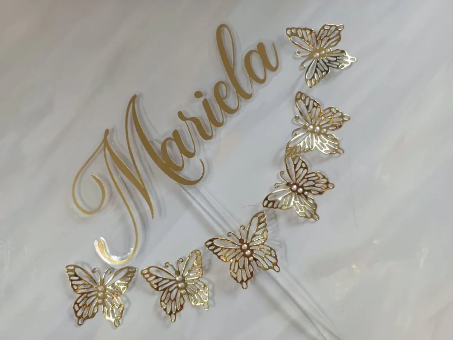 Cake topper