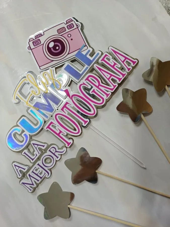 Cake topper