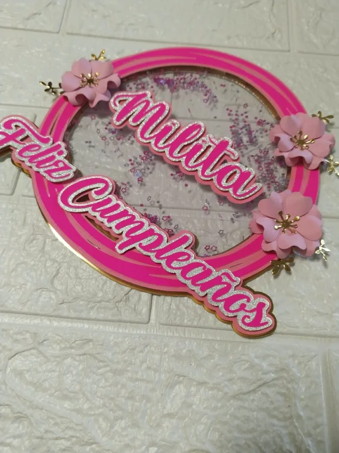 Cake topper